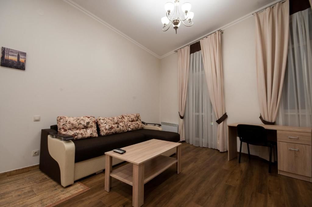 Апартаменты Wonderful flat on city center (Mukachivska 4/11) Ужгород